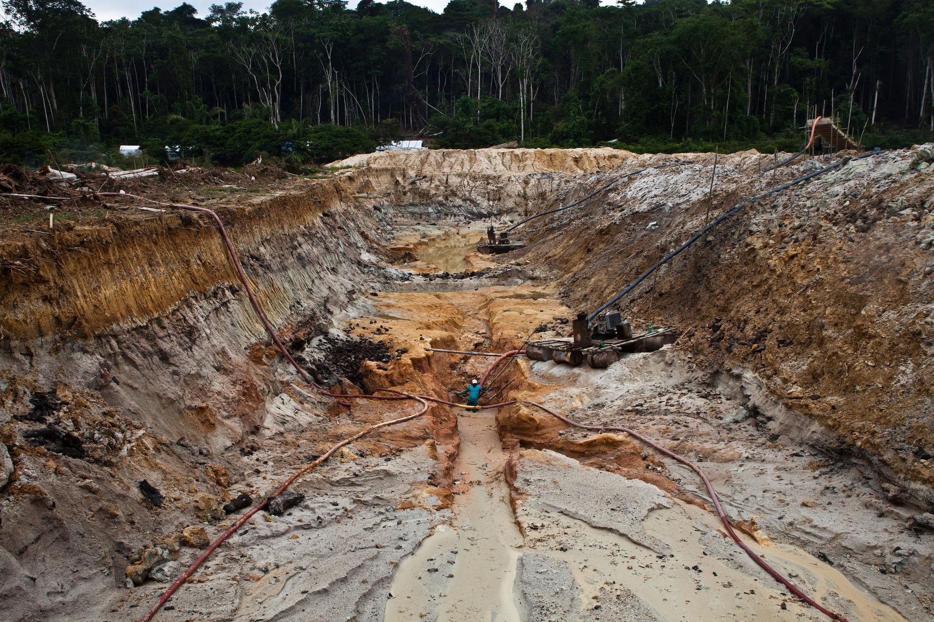 Hydraulic gold mining in the Brazilian Amazon